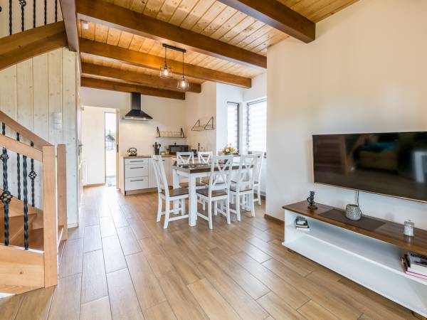 Domek- kuchnia,jadalnia, salon