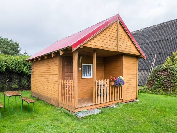 Domek parterowy z zewnątrz