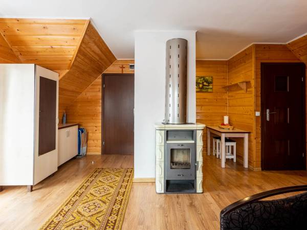 Domki całoroczne z kominkami i sauną i Apartamenty Grześ/Promyk Edenu