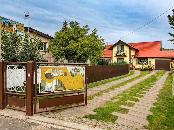 Domki całoroczne z kominkami i sauną i Apartamenty Grześ/Promyk Edenu