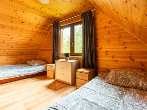 SYPILNIA NA PIĘTRZE W DOMKU PIĘTROWYM