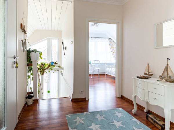 PENSJONAT BIAŁY DOMEK - ŁEBA - 200m od plaży