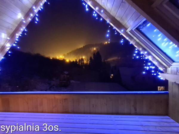 Dom z Widokiem- sypialnia 3os. 