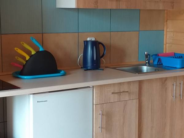 Aneks kuchenny w innym domku