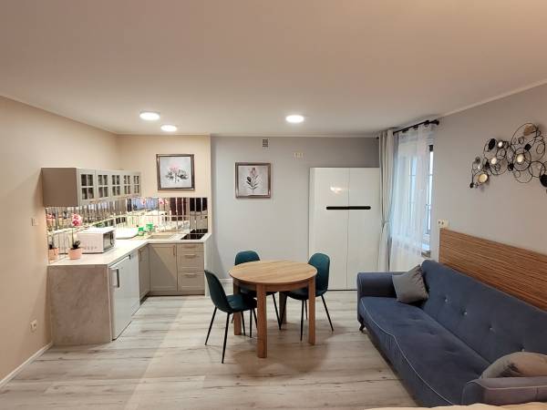Apartament 2-os. na parterze
