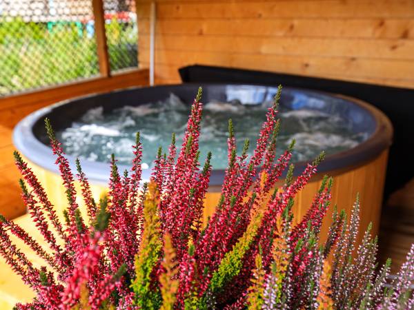 gorąca beczka jacuzzi 