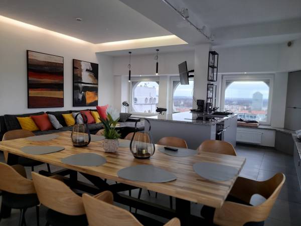 Penthause 110 mkw na dachu Wrocławia