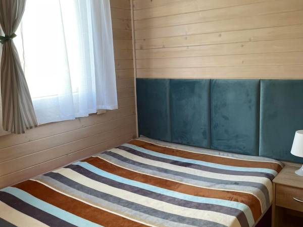 domek standardowy sypialnia