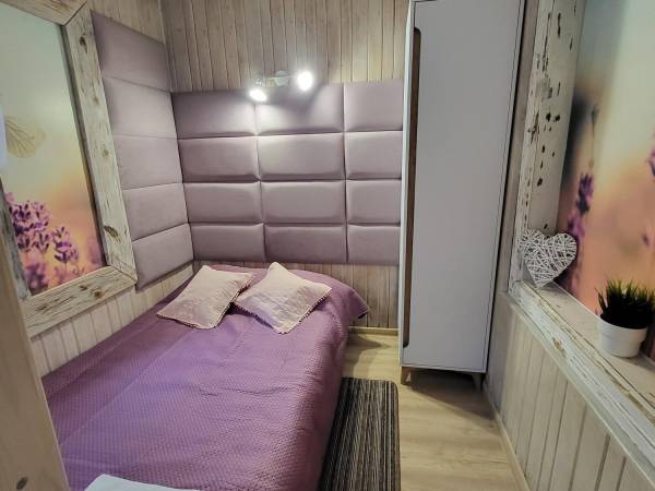 Lawendowy sypialnia 1