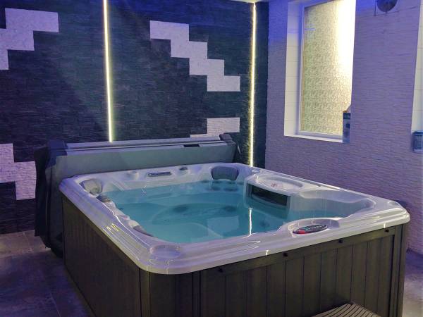 Jacuzzi