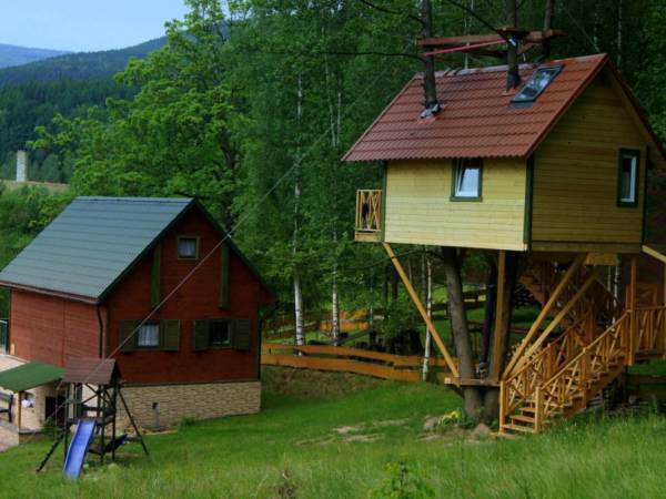 Domek Amelia i Dom na Drzewie 