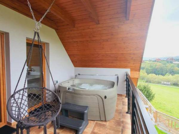 Domki na Wzgórzu - Słońce i Woda