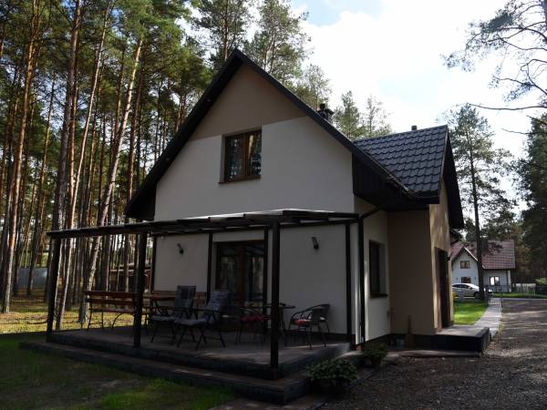 Domek pod Sosnami Całoroczny z Balią Ogrodową