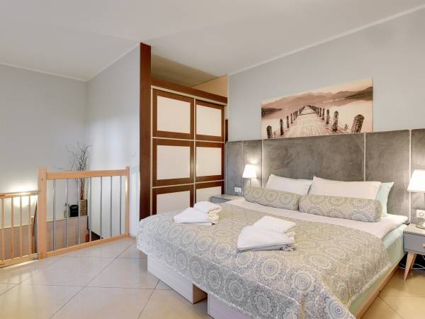 Apartament Gray 55m2 z balkonem i 2 sypialniami