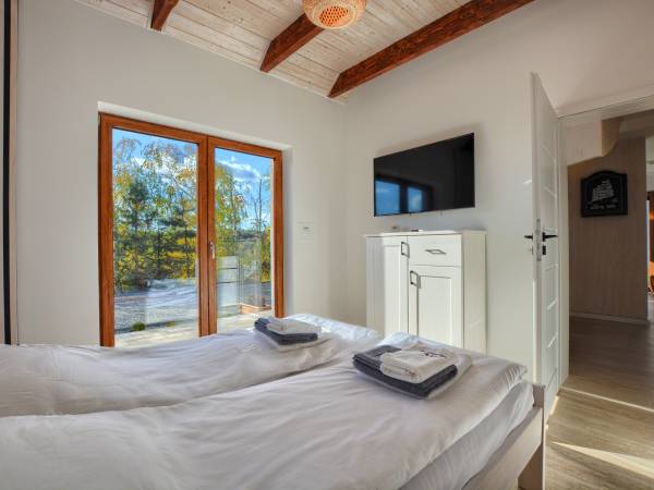 Domki na Wzgórzu - Słońce i Woda