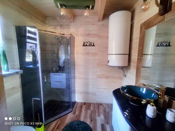 Domki Drewniane i Pole Namiotowe