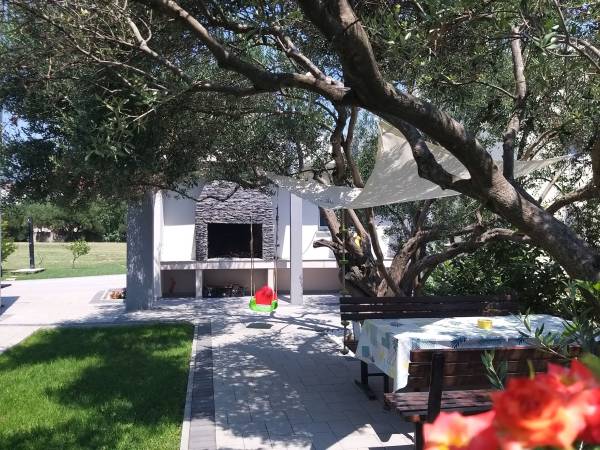 Enelani Apartamenty - tuż obok Trogiru!