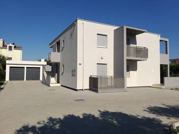 Enelani Apartamenty - tuż obok Trogiru!