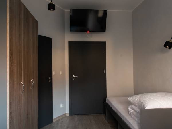 Gościnna Trzynastka - Pokoje do wynajęcia