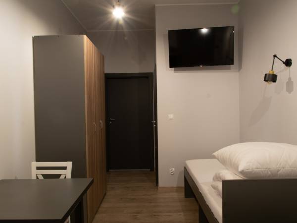 Gościnna Trzynastka - Pokoje do wynajęcia