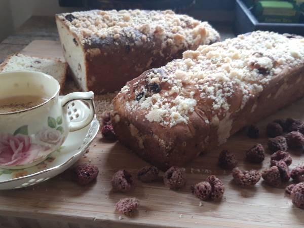 ciasto drozdzowe z pyszną kawą