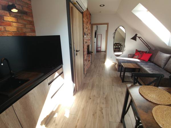 Apartament dwupokojowy na piętrze nr 2