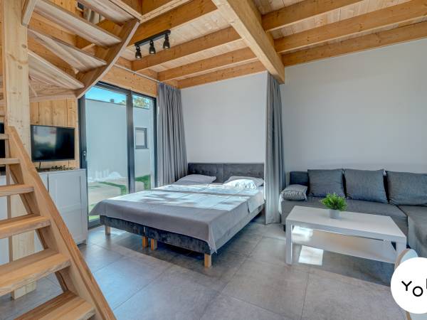 DOMEK 4-6 OSOBOWY Z ANTRESOLĄ