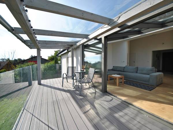 Górny taras i salon