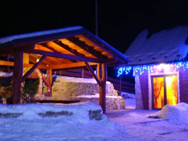 Domki Całoroczne Na Borach