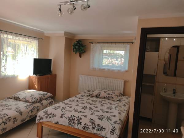 Pokój w najniższej kondygnacji budynku