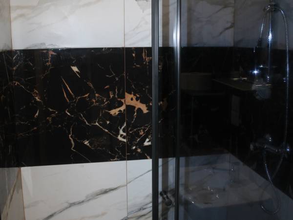 Apartament 5 osobowy - łazienka