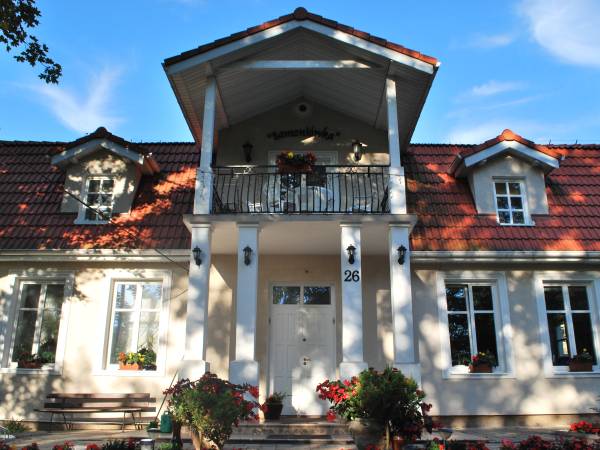 Dom od strony frontowej