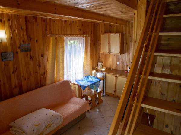 salonik z aneksem kuchennym domek 3 - os.