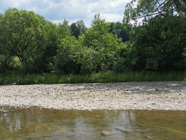 Domki z balią nad rzeczką