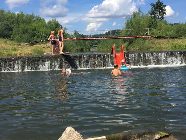 Potok Zubrzycki ( odległość-80 m)