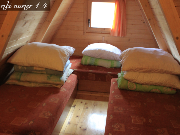 Domki bliźniacze na górze