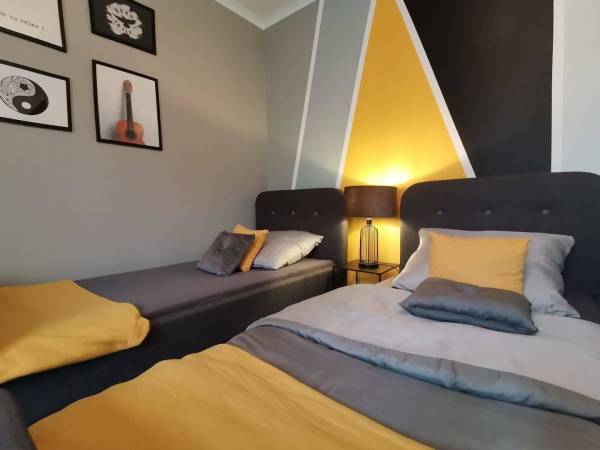 Kwatery Pracownicze "Pod 7"