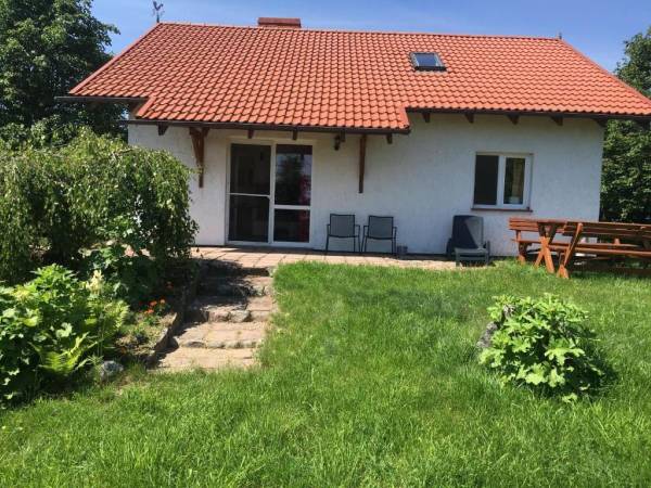 DOM "JAK W CZARNOLESIE"