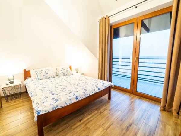 Willa Tałty apartamenty nad samym jeziorem