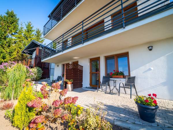 Willa Tałty apartamenty nad samym jeziorem