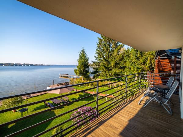 Willa Tałty apartamenty nad samym jeziorem