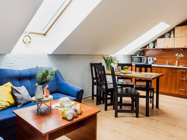 Rewski domek pokoje i apartamenty