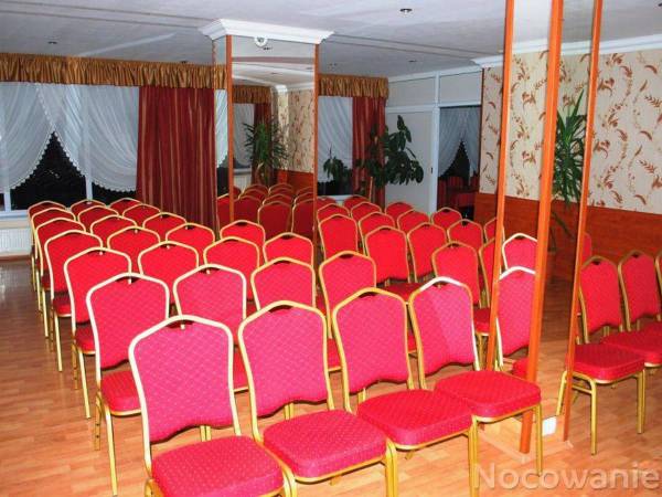 Przystań Caryńska (dawniej Unitra)