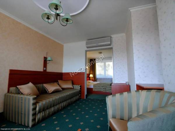 Przystań Caryńska (dawniej Unitra)