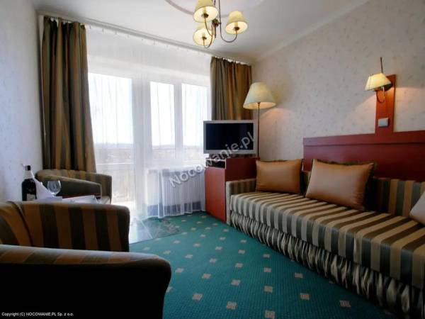 Przystań Caryńska (dawniej Unitra)