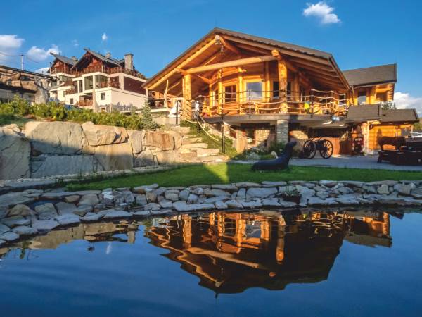 Apartamenty i Restauracja