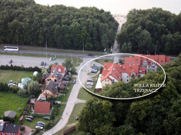 Lokalizacja przy zejściu na plażę