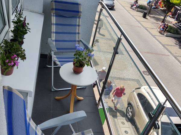 Apartament Alicja wypoczynek na tarasie