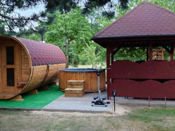 ENKLAWA NAD KWISĄ - APARTAMENTY