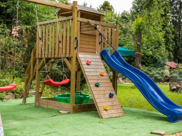 ENKLAWA NAD KWISĄ - APARTAMENTY